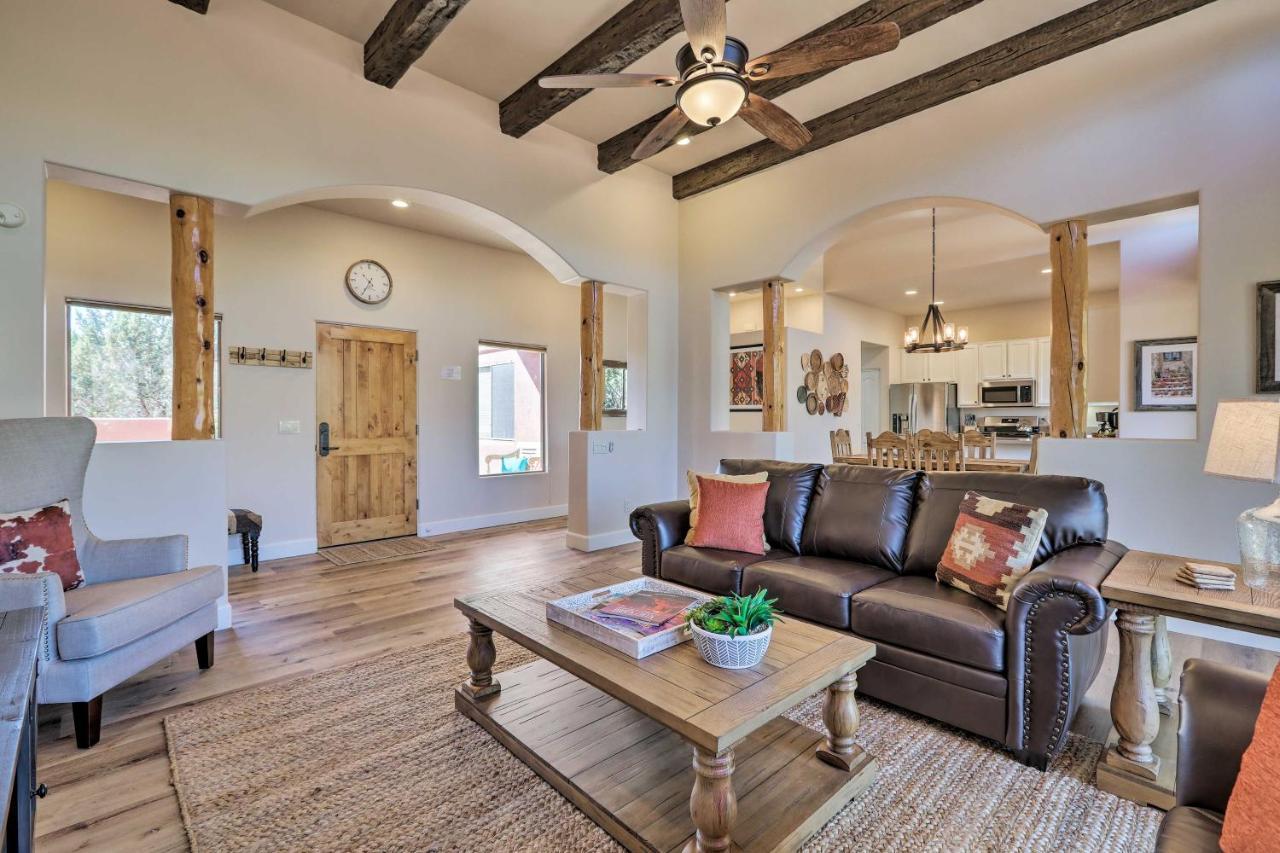 Luxury Sedona Living Remodeled With Red Rock Views! Villa Exterior photo